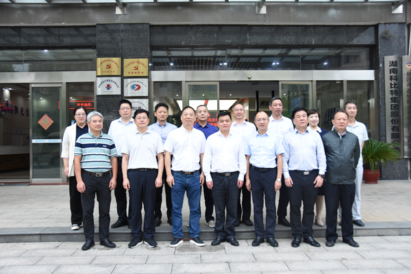 湖北省人大农委主任冯仲凯一行莅临开云官方注册调研指导